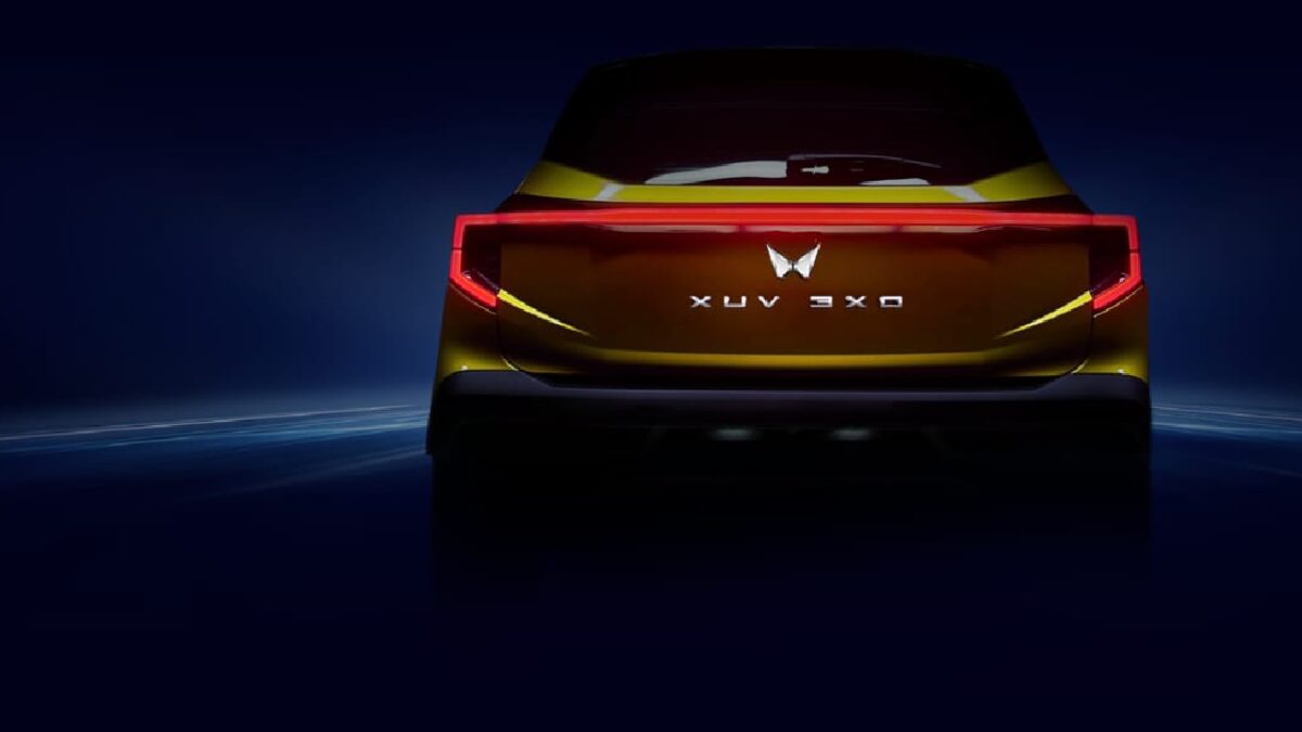 Mahindra XUV300 Facelift 3XO Teased