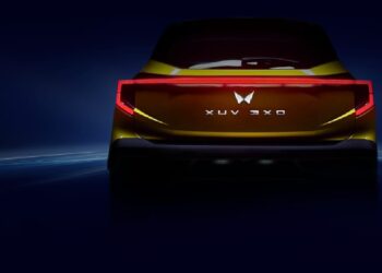 Mahindra XUV300 Facelift 3XO Teased