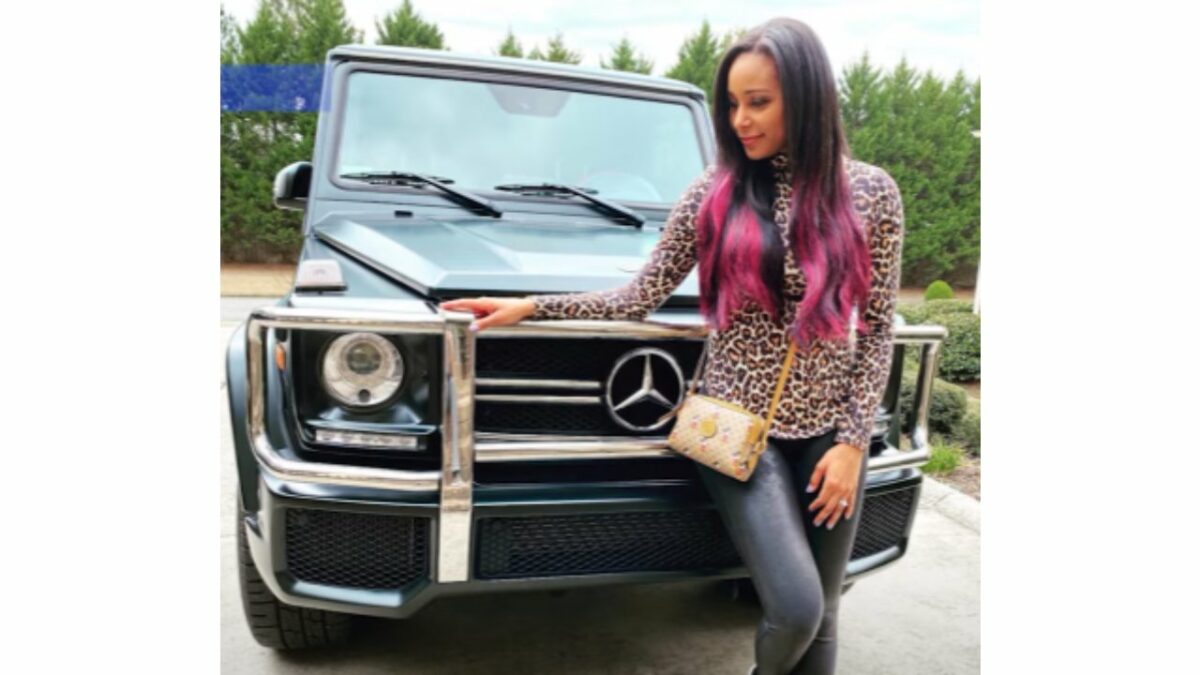 Mercedes benz G wagon of Cody Rhodes and His Wife
