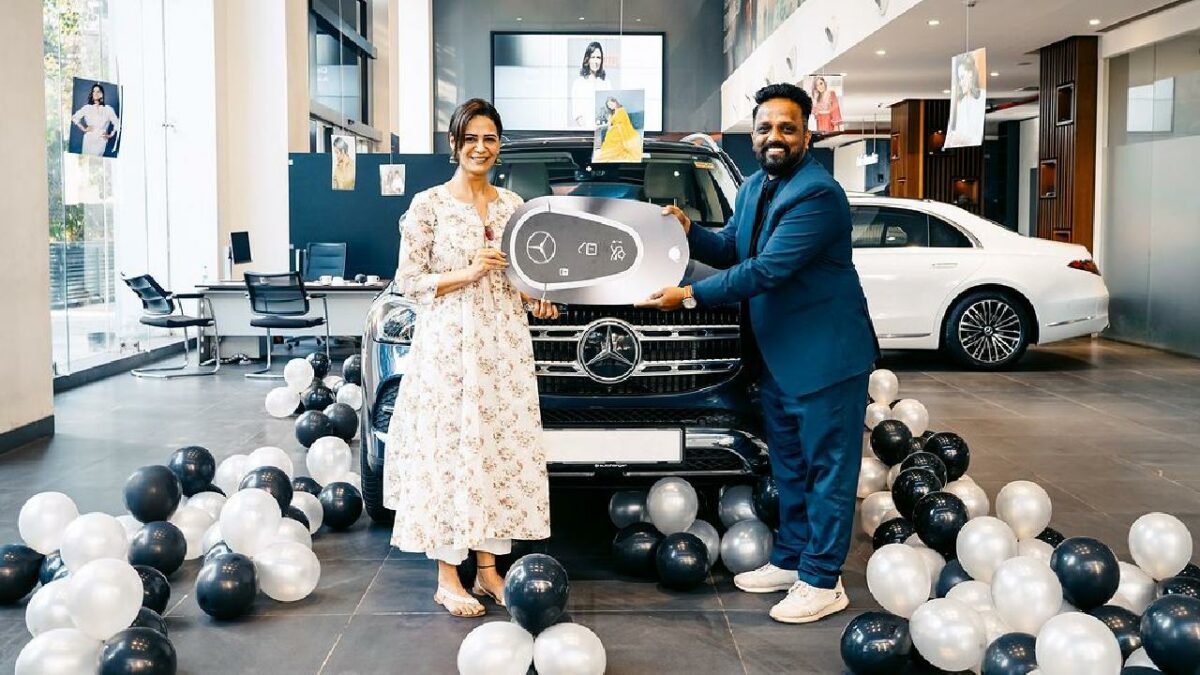 Mona Singh Buys Mercedes benz Gle