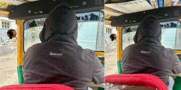 Microsoft Employee Drives Autorickshaw