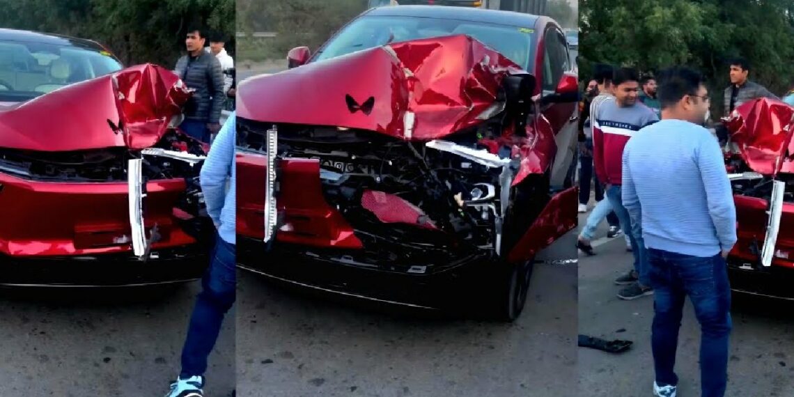 Mahindra XEV 9e Crash