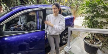 Shanaya Kapoor Buys Mahindra XUV700