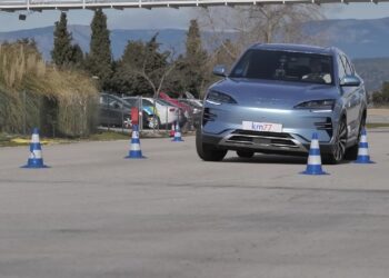 BYD Seal U Moose and Slalom Test
