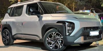 Kia Syros with Aftermarket 17-inch Alloy Wheels