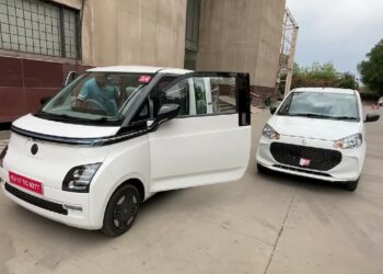 Maruti Alto K10 vs MG Comet Comparison