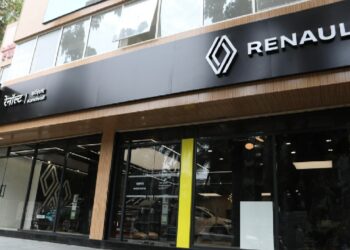 Renault new'R Store in Mumbai