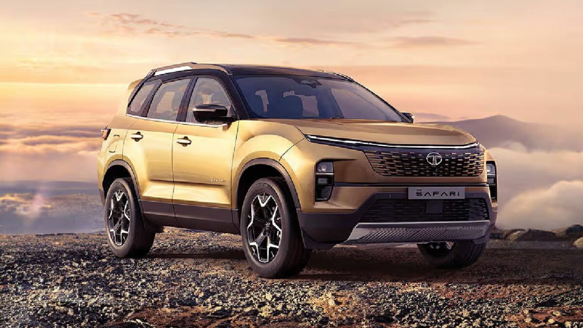 Tata Safari Front Three Quarters