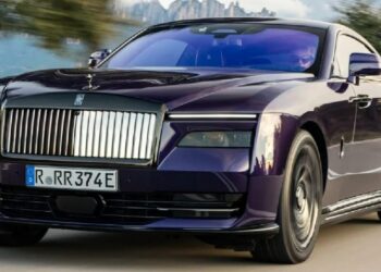New Rolls Royce Spectre Black Badge