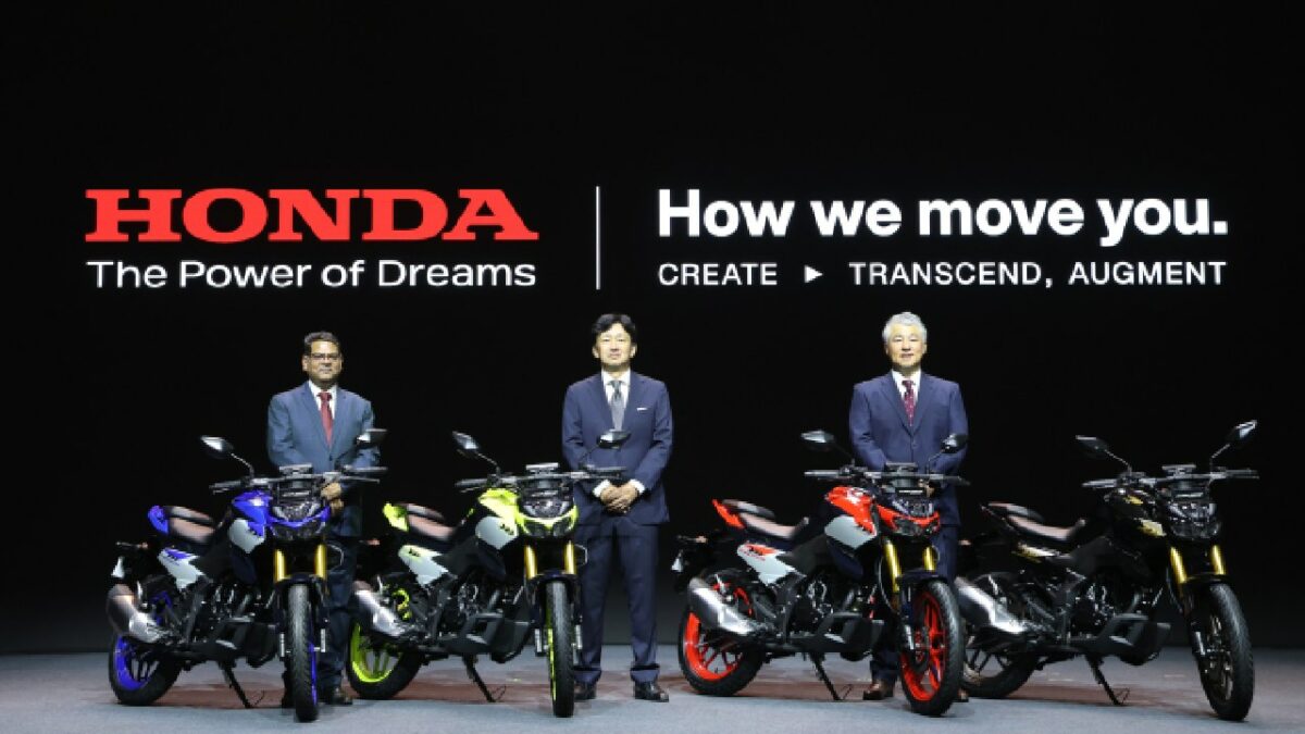 Honda CB125 Hornet Debuts
