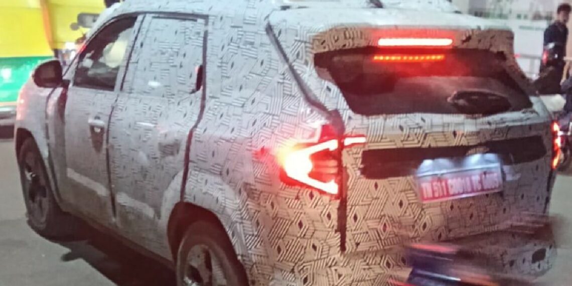 Renault Duster 7-seater Spotted Testing in India