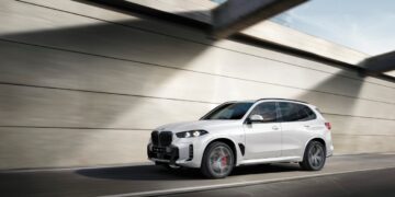 2025 BMW X5 Official Image Front Three Quarters