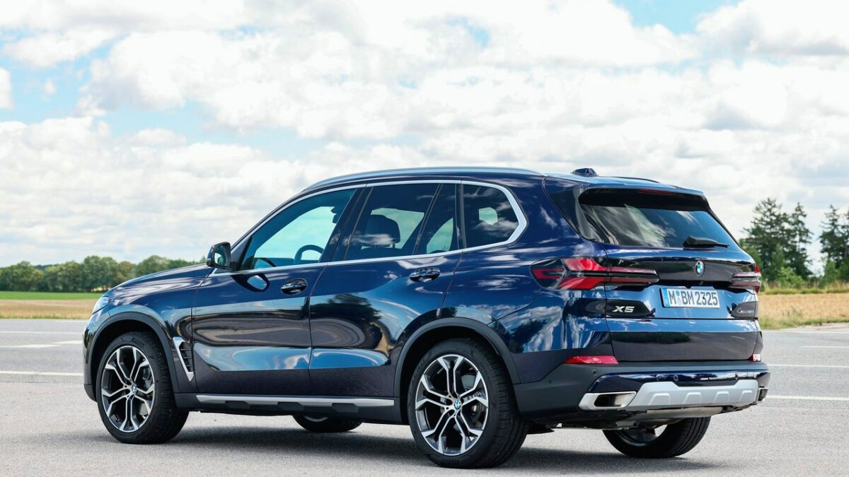 2025 BMW X5 Rear Three Quarters Official Image