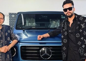 Elvish Yadav Electric Mercedes G-Wagon
