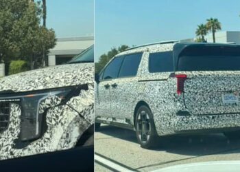 New-Generation Kia Carnival Spotted Testing