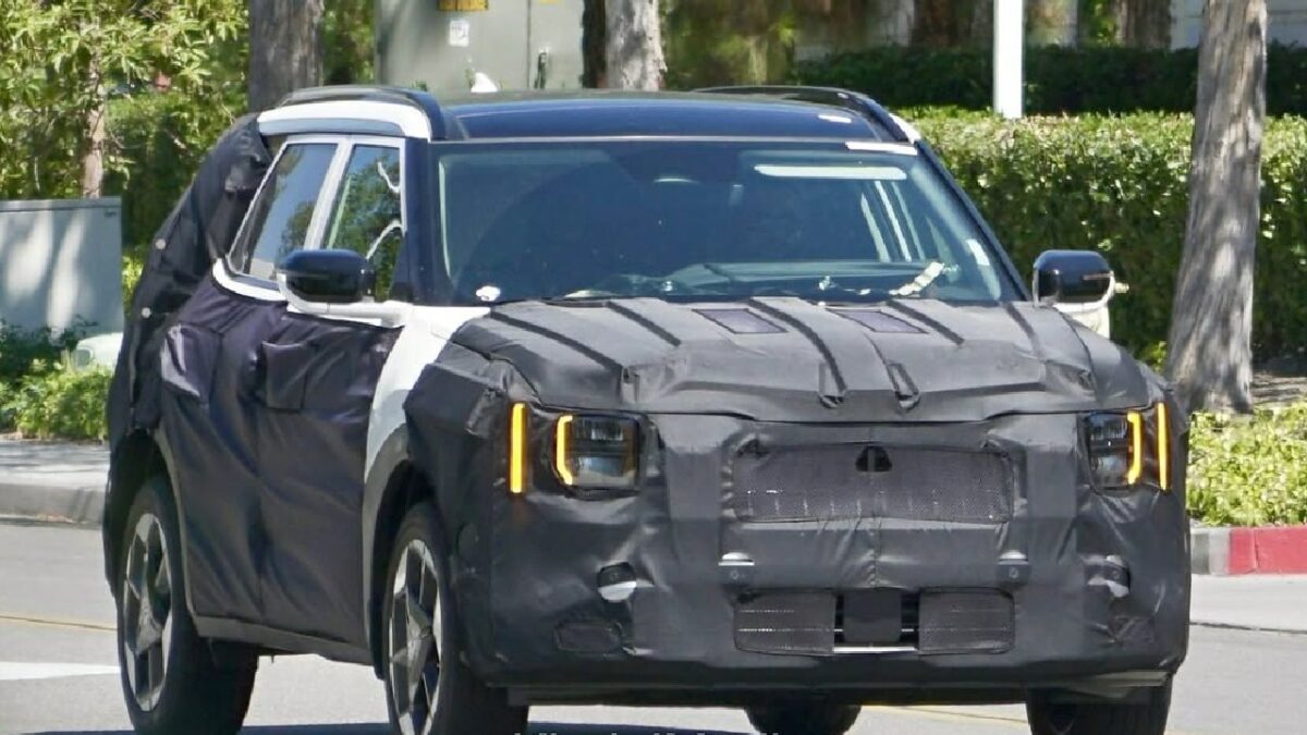 New-Generation Kia Seltos Spotted Testing