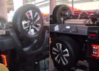 Mahindra Thar Owner Crash Showroom