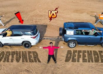 Toyota Fortuner vs Land Rover Defender Tug of War