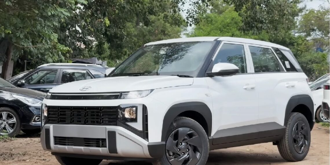 Hyundai Venue Base Model HX 2 Detailed in Walkaround Video