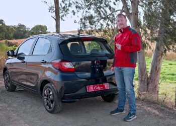 South African Expert Reviews Tata Tiago