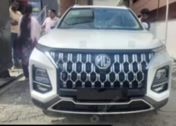 MG Hector Facelift Spotted with Large Grille