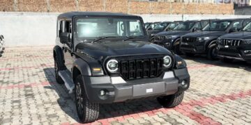 Mahindra Thar Roxx Star Edition Detailed