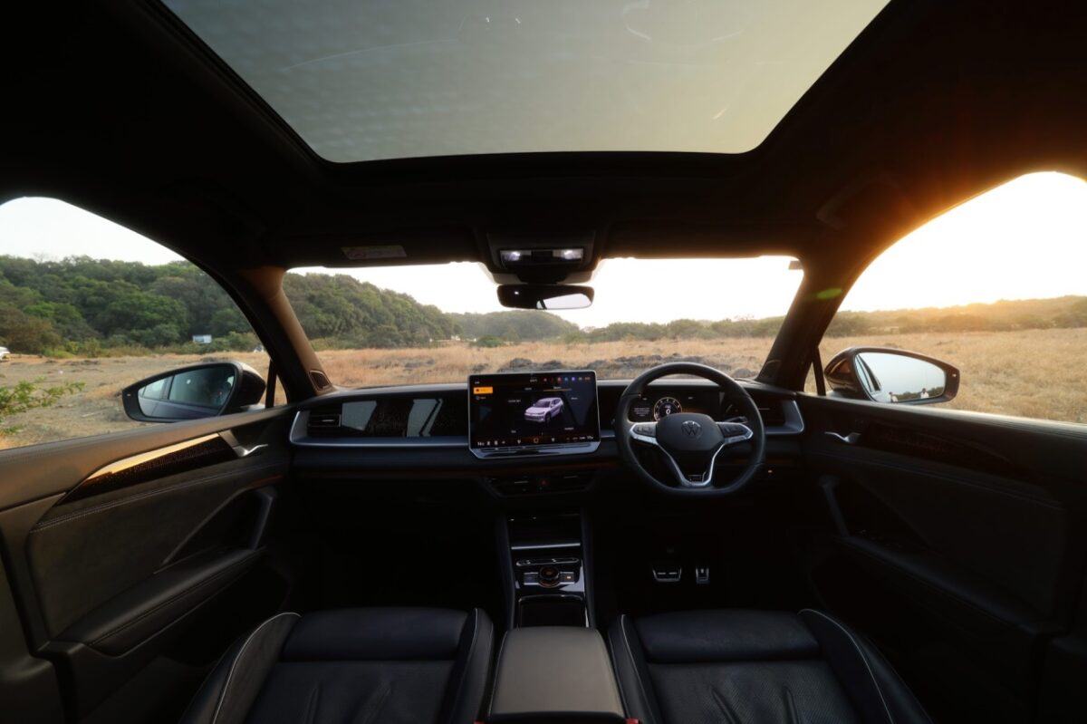 Volkswagen Tayron R-Line Interior Dashboard