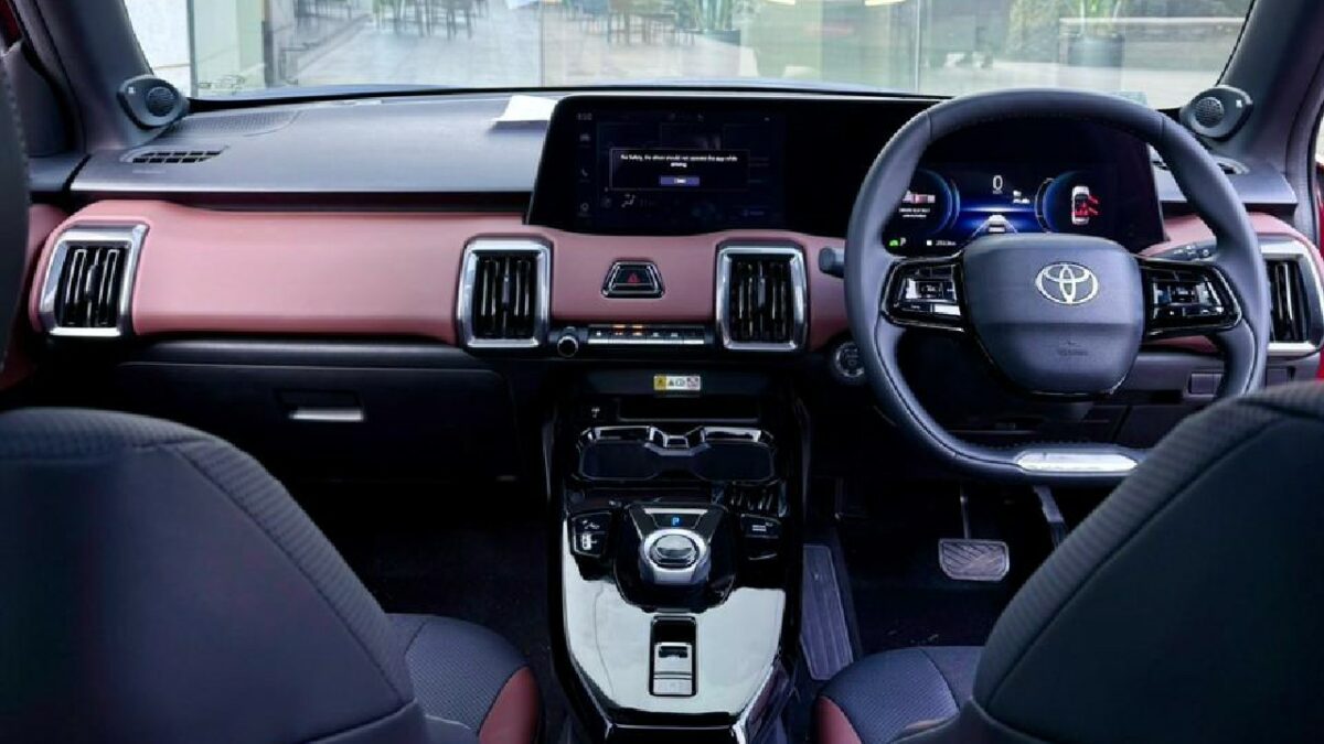 Toyota Urban Cruiser Ebella Interior