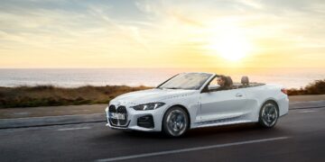 BMW M440i xDrive Convertible Exterior