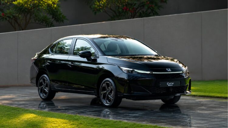 New Honda City Facelift Front Three Quarters