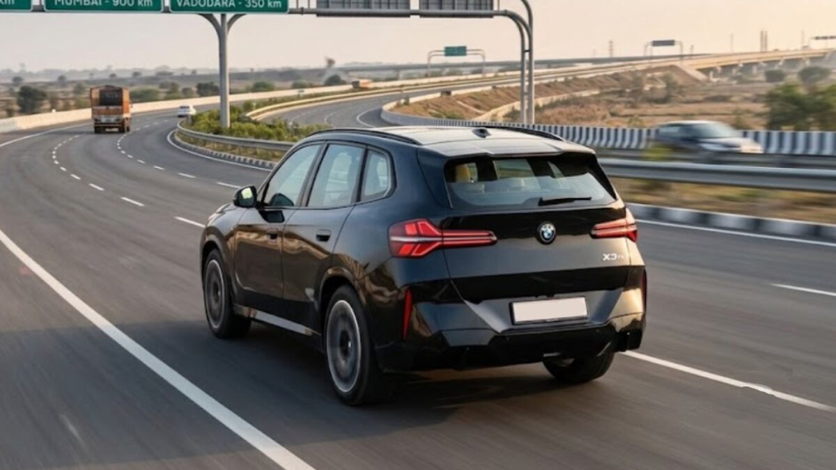 BMW X3 30 M Sport Rear Three Quarters Action Shot Test Driev Review