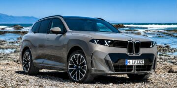 New BMW X5 Front Three Quarters