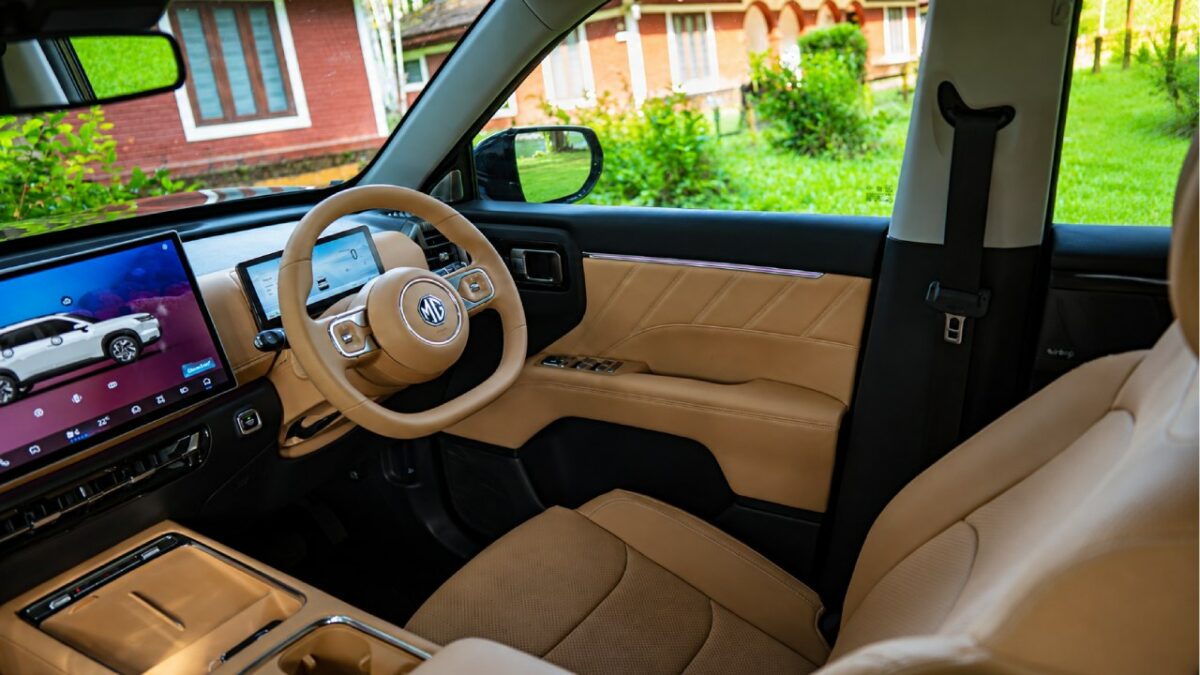 MG Hector Tomahawk EV Interior